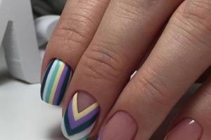 Fashionable graphic manicure: ideas, design and photos